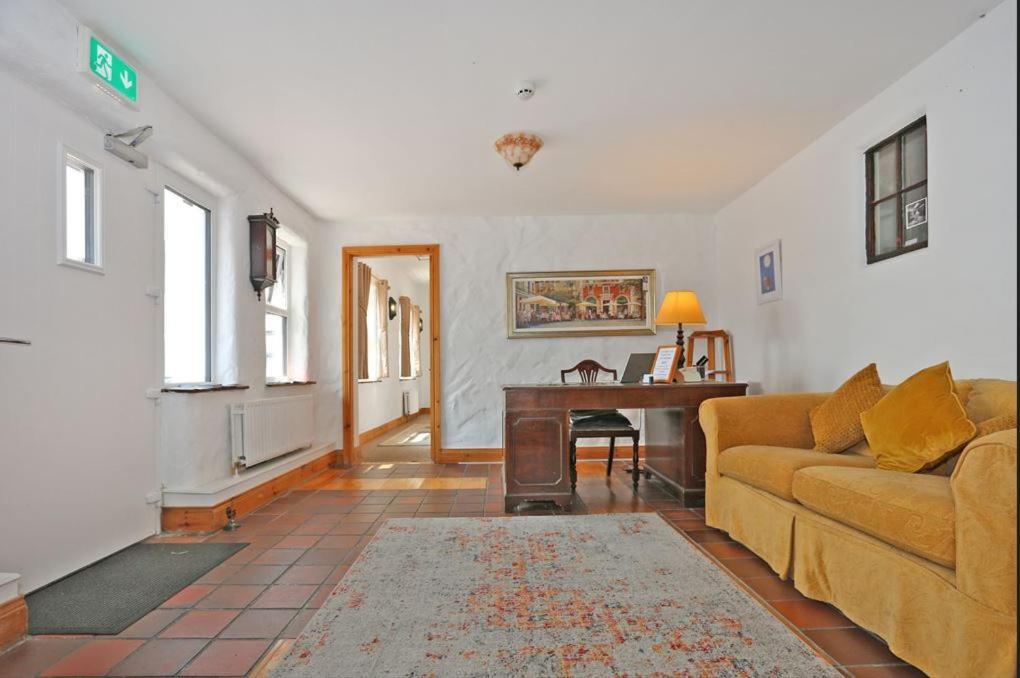 The Courtyard B&B Bunratty Εξωτερικό φωτογραφία