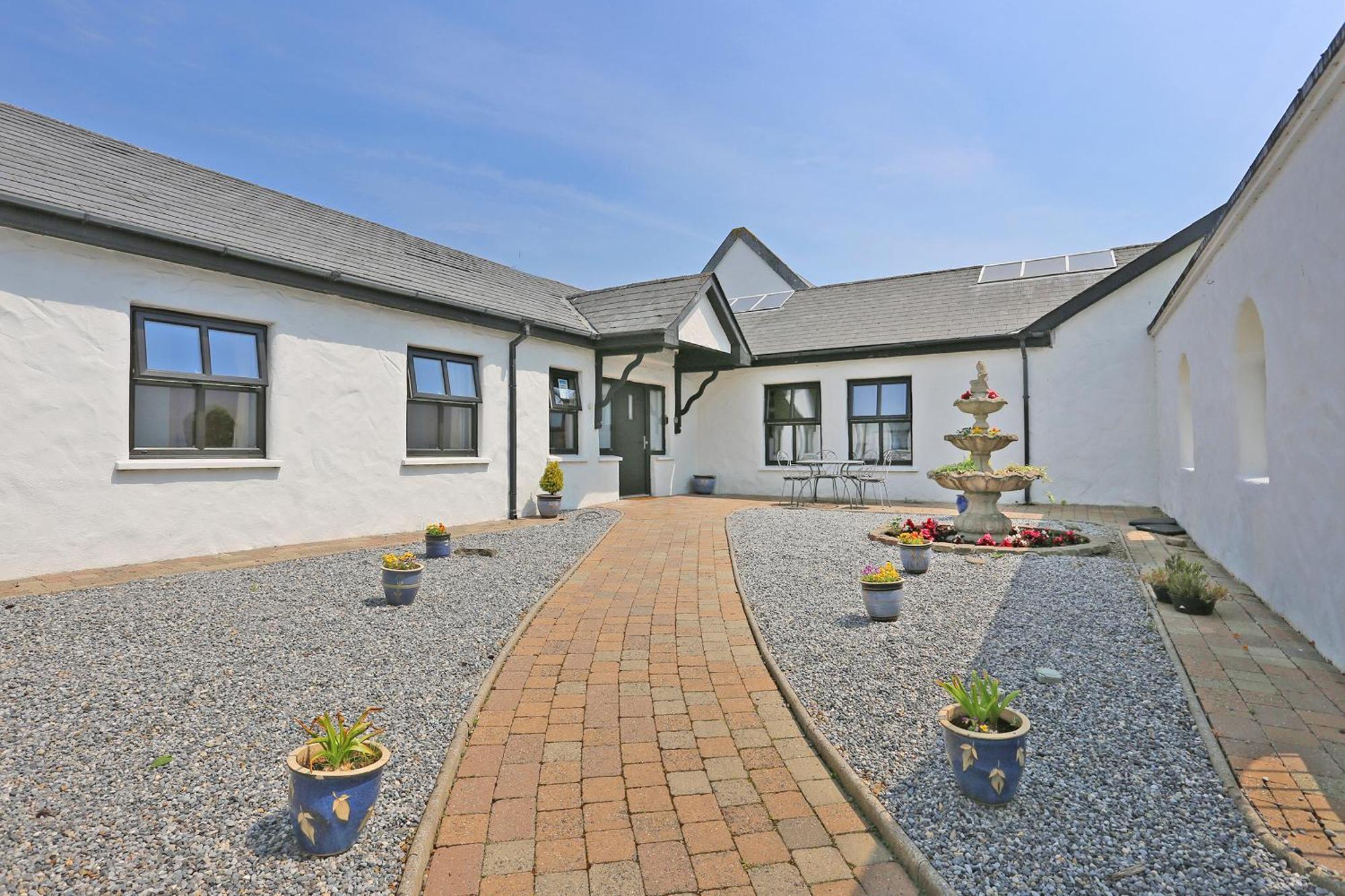 The Courtyard B&B Bunratty Εξωτερικό φωτογραφία